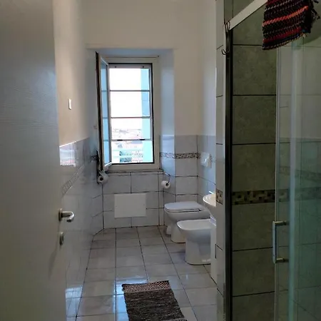 Bella Vista Apartment *